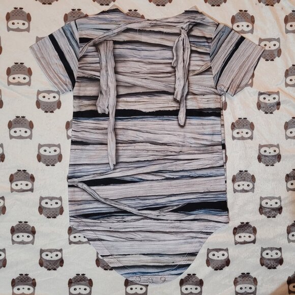 ❄️ 18m | "Mummy" Bodysuit/Onesie - Picture 2 of 3